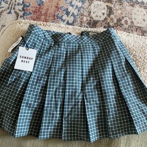 aritzia Sunday Best mini skirt